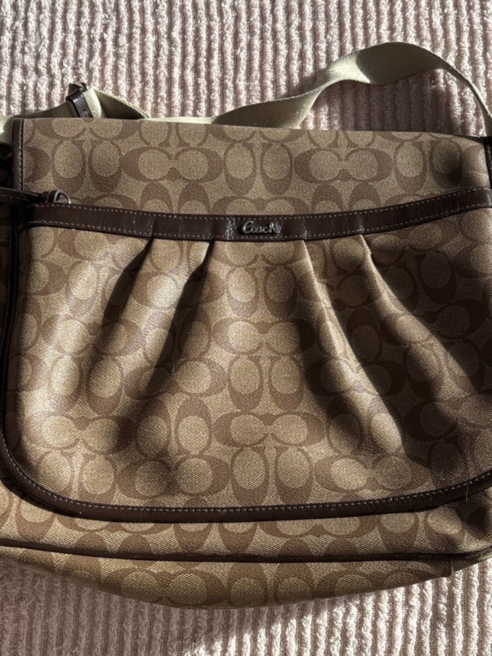 Coach Signature Canvas Messenger Bag Brown Crossbody Diaper Laptop Travel Bag